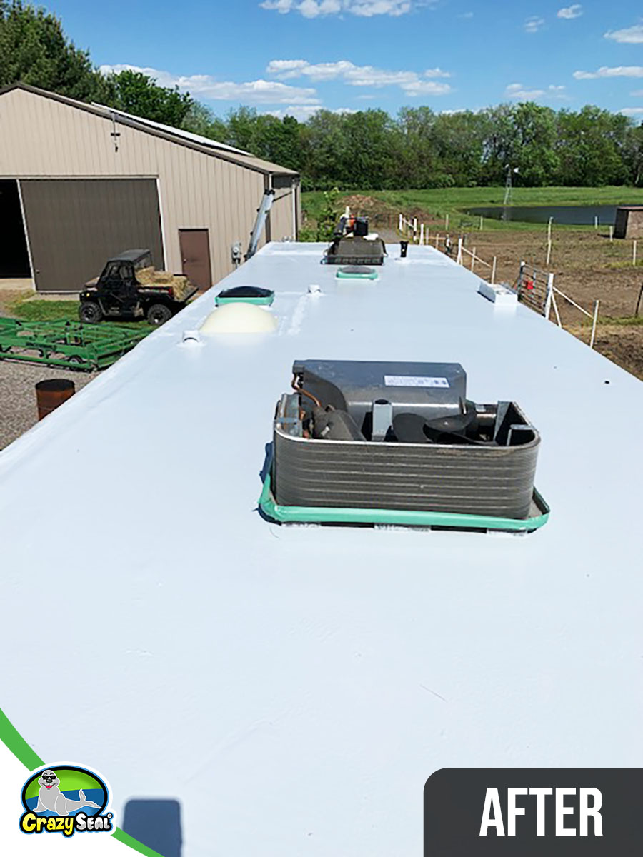 Project #3382: DIY RV Roof Protected with Seamless Confidence